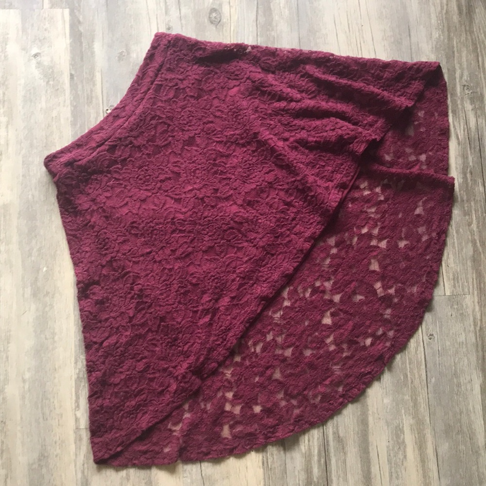 burgundy Embroidered lace skirt